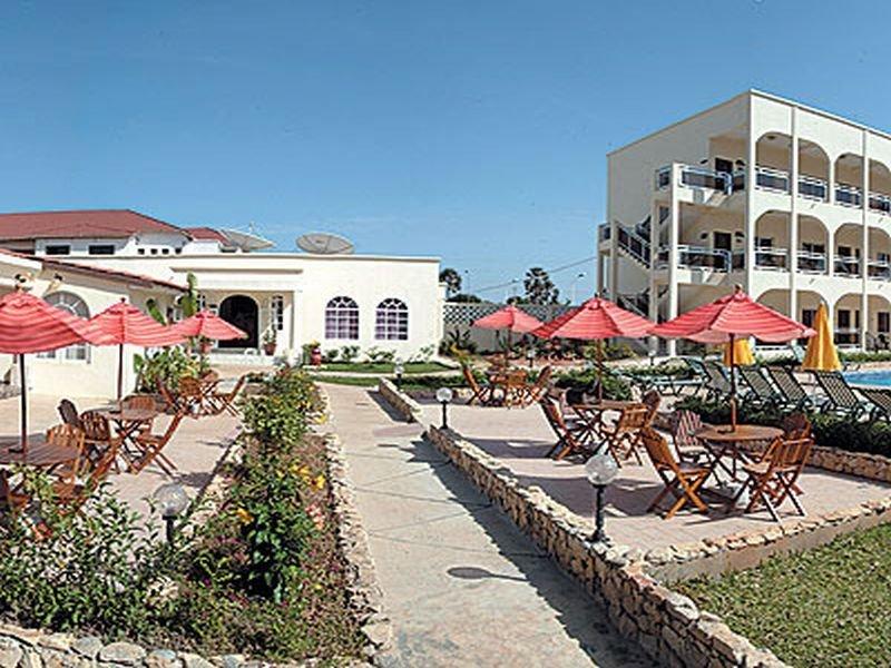 Seaview Gardens Hotel Kololi Buitenkant foto
