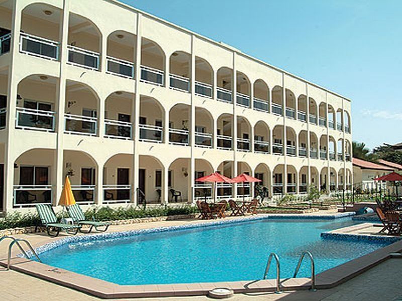 Seaview Gardens Hotel Kololi Buitenkant foto