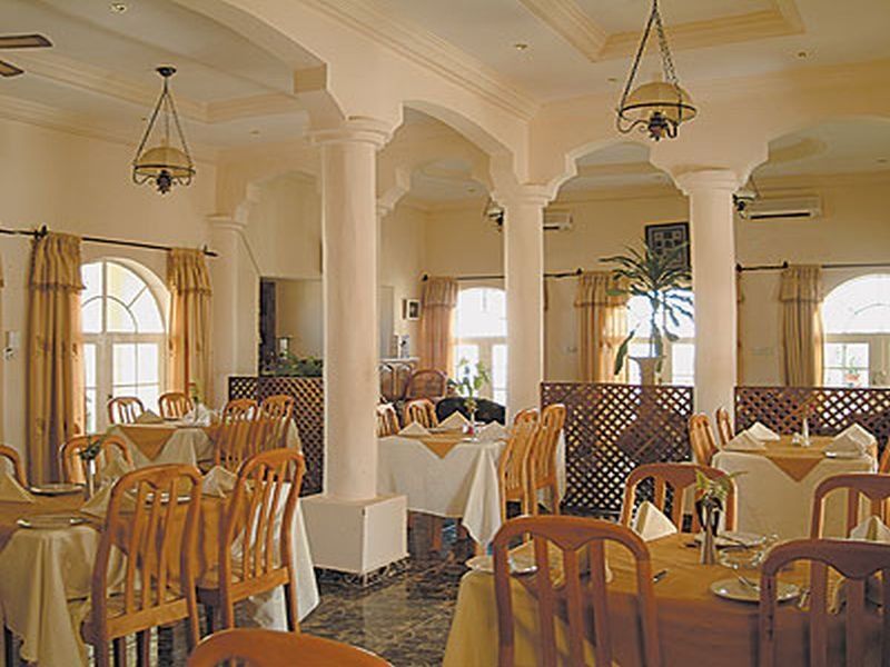 Seaview Gardens Hotel Kololi Buitenkant foto