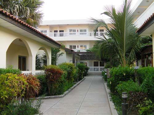 Seaview Gardens Hotel Kololi Buitenkant foto